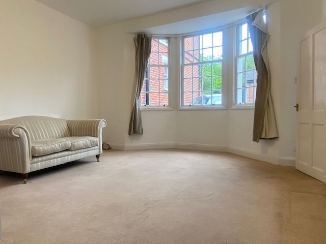 Property photo 2 of 10 4613362