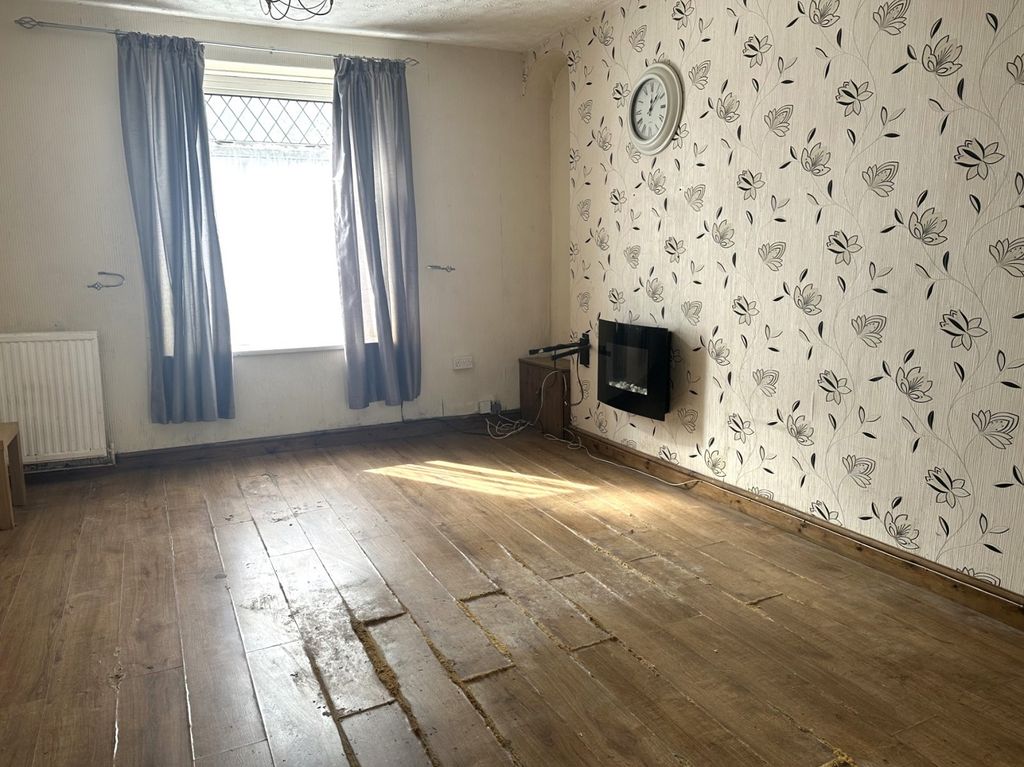 Property photo 2 of 4 Not Specified