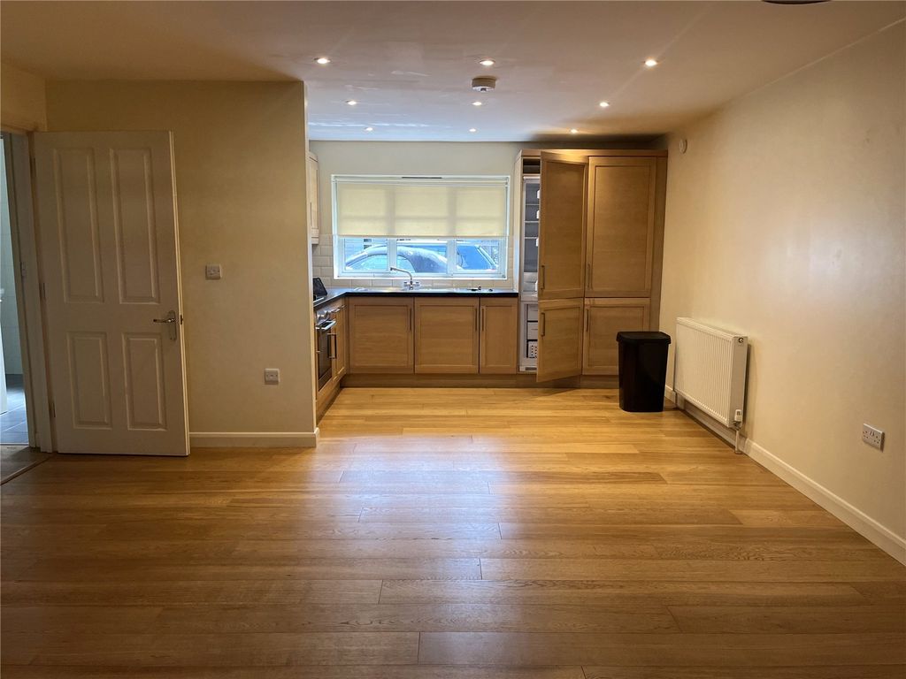 Property photo 2 of 11 Picture No. 11