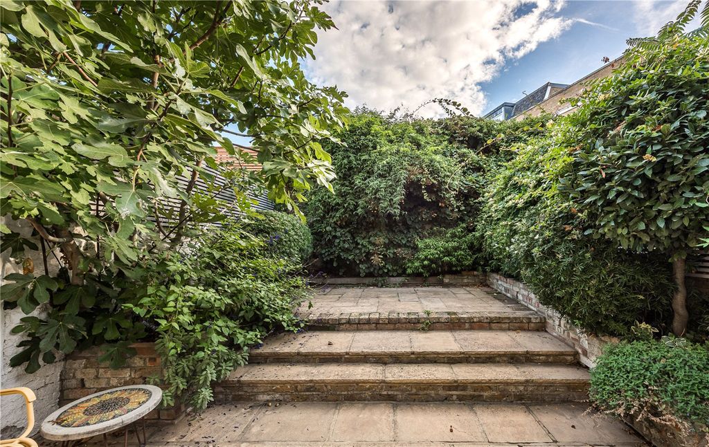 Property photo 3 of 15 Picture No. 16