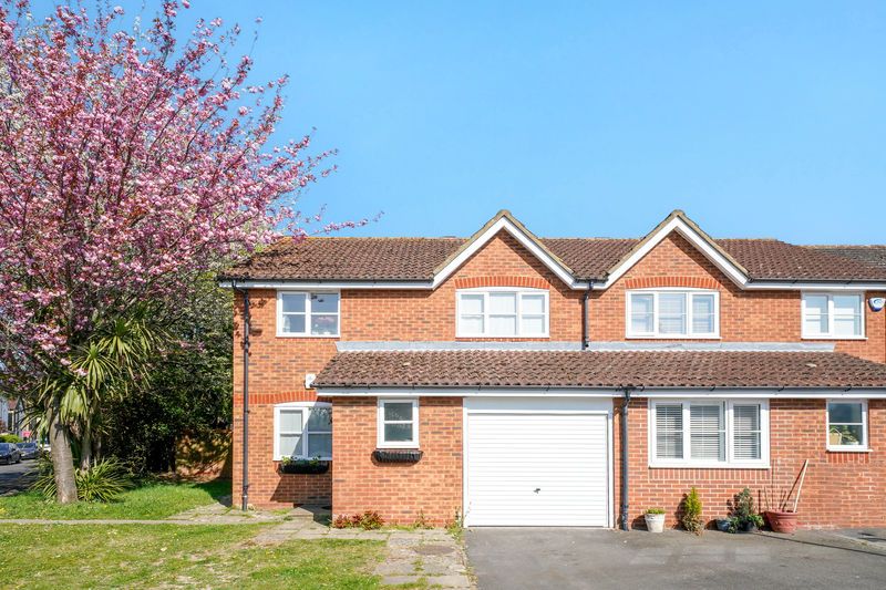 Property photo 1 of 12 Photo 6