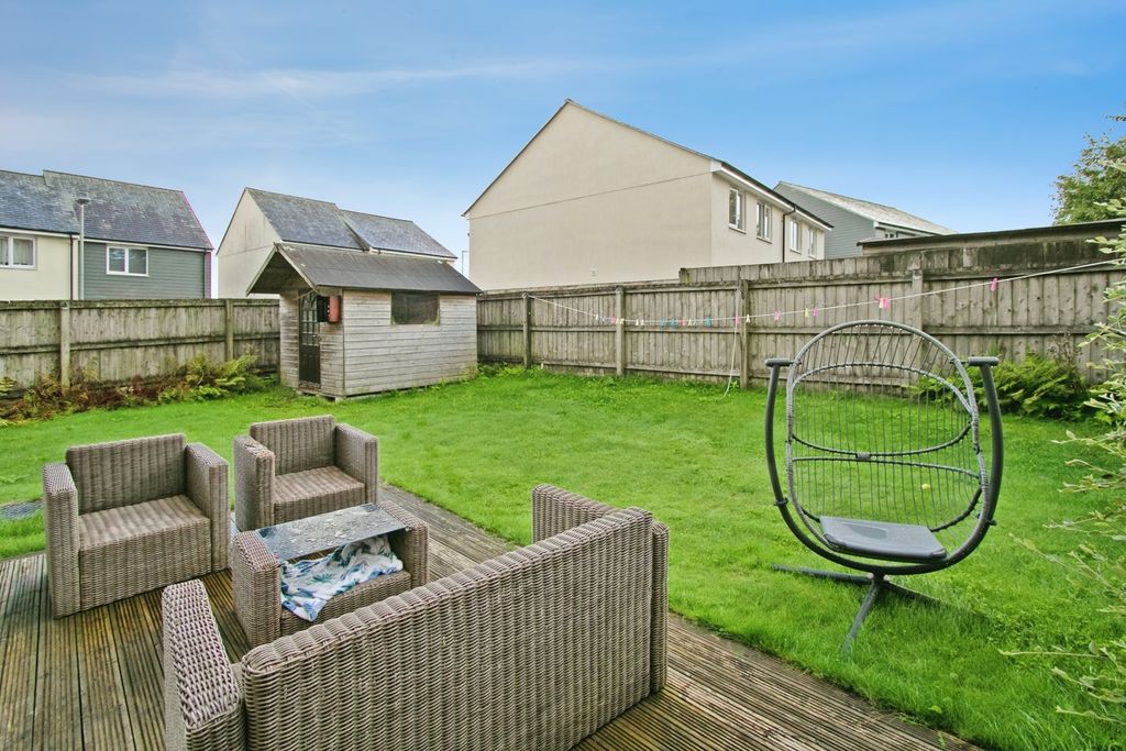 Property photo 3 of 19 Pbox-Img.Jpg