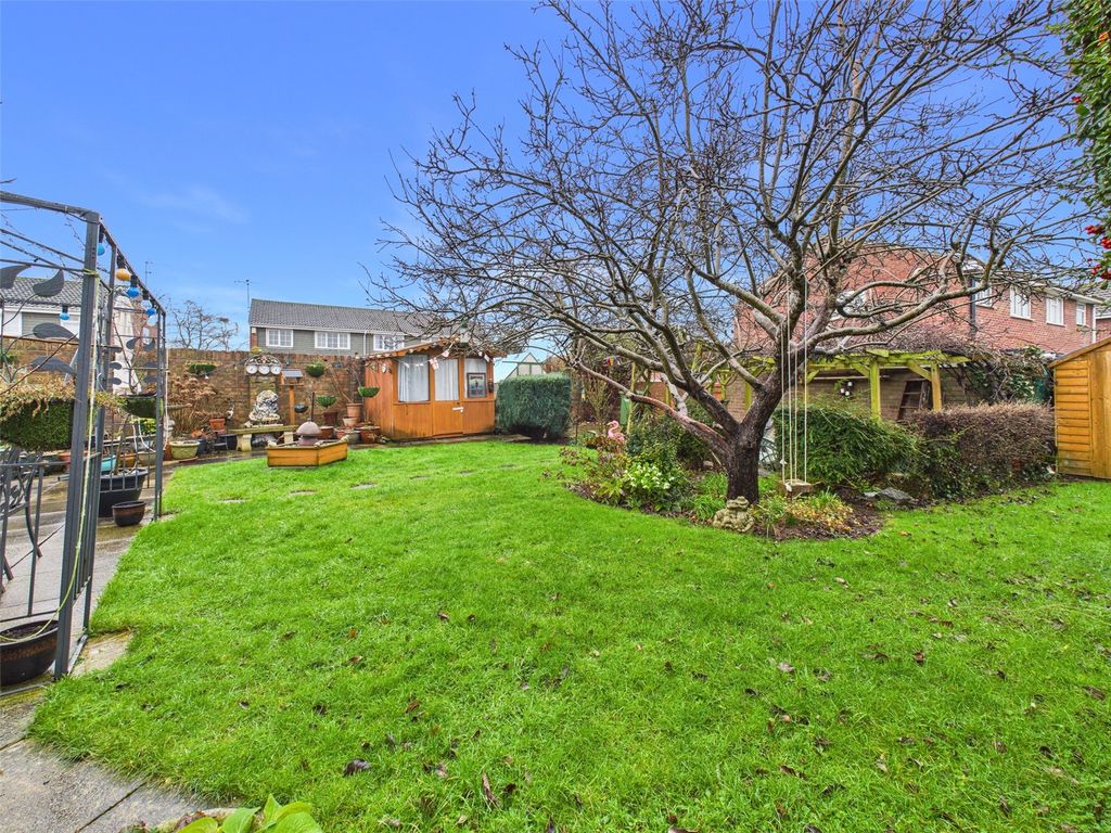 Property photo 2 of 12 Picture No. 22