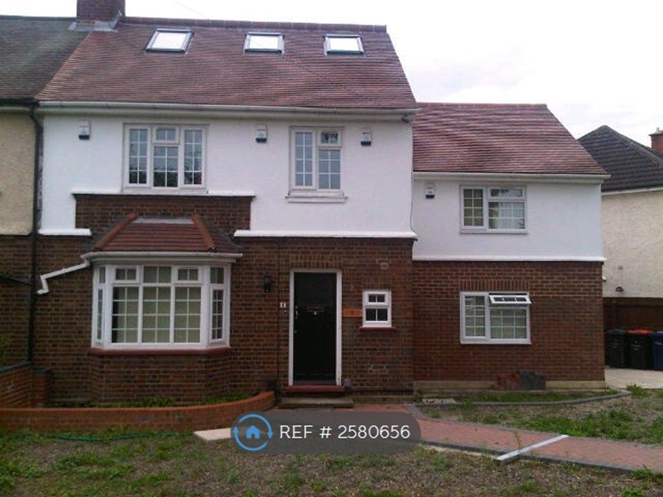 Property photo 1 of 13 First Floor Flat