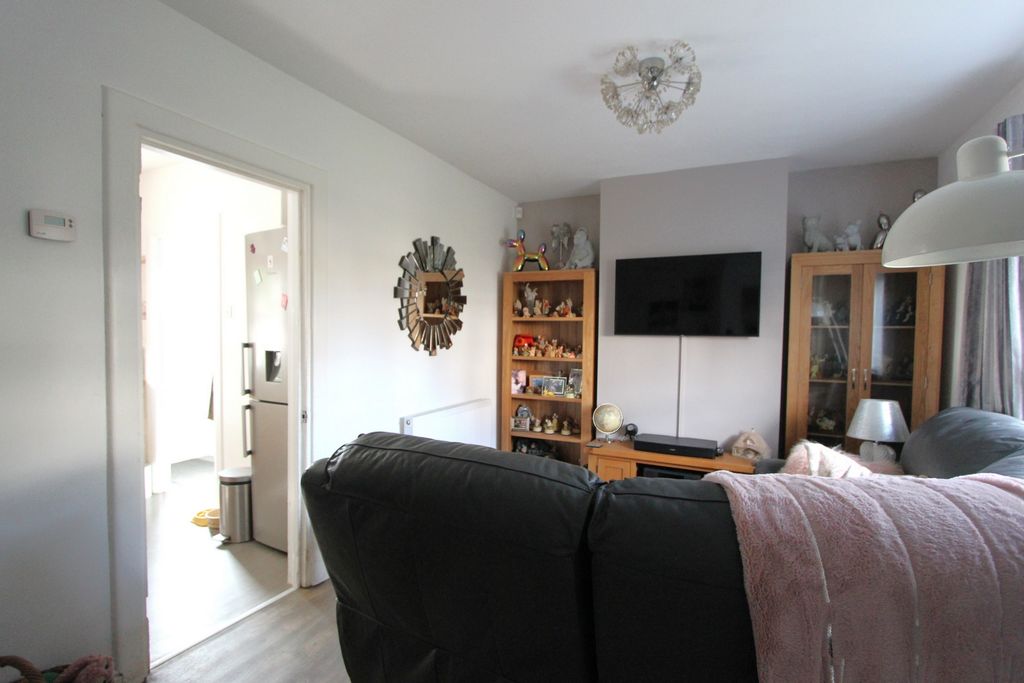 Property photo 2 of 13 Photo 12