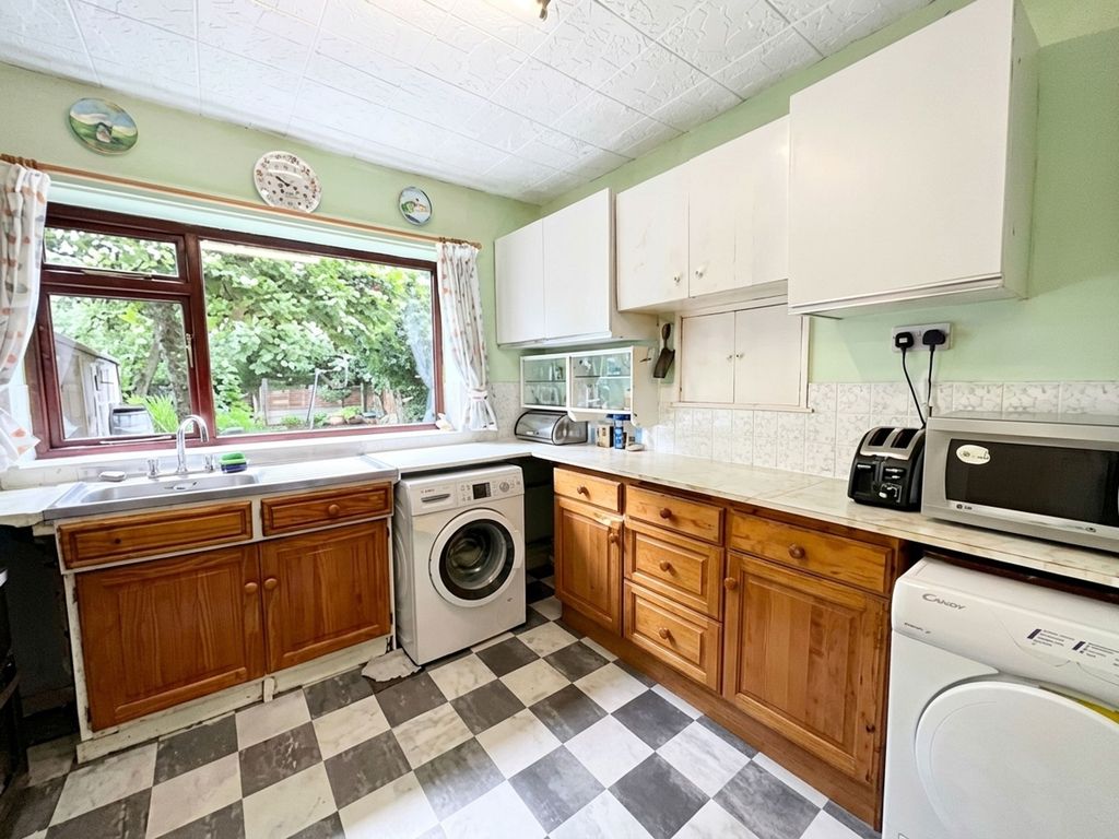 Property photo 3 of 22