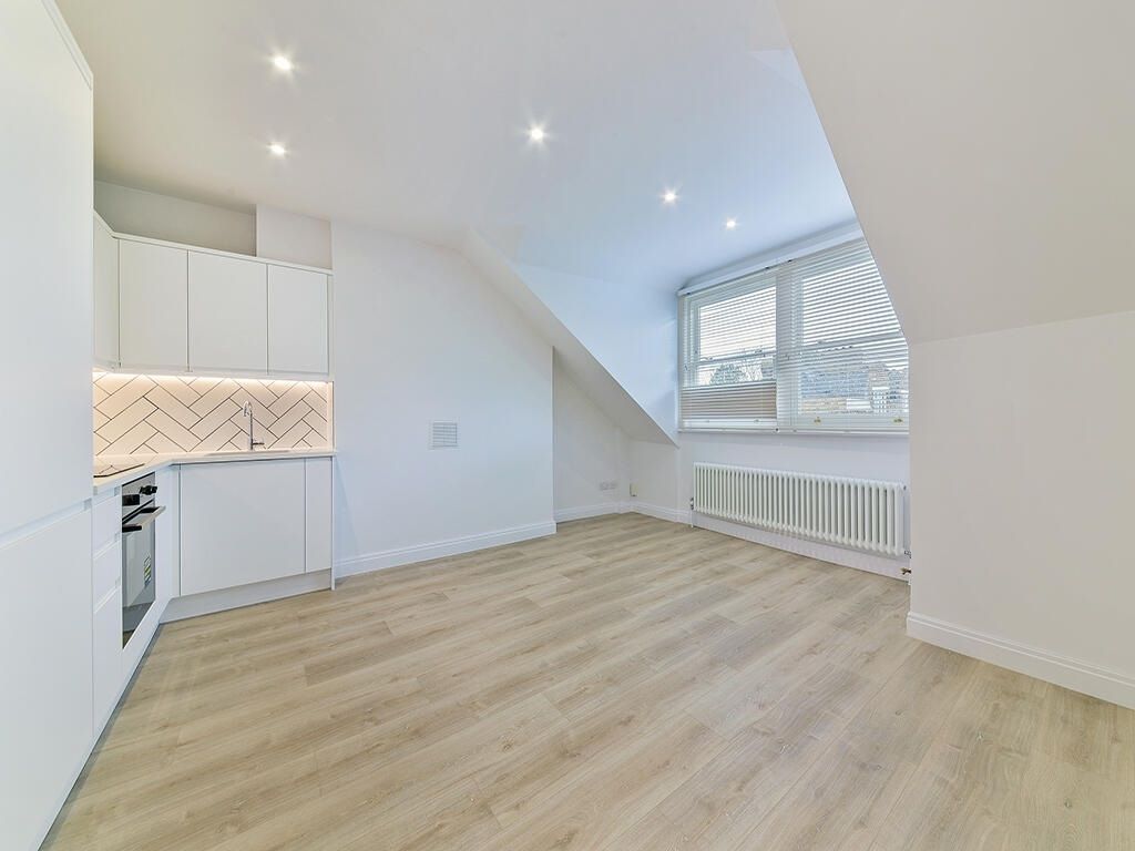 Property photo 1 of 9 1