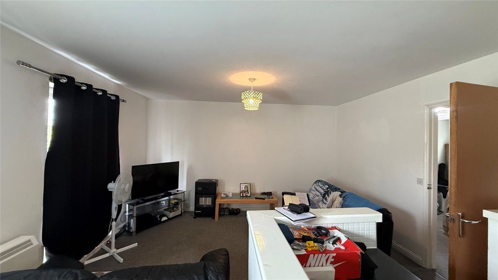 Property photo 3 of 9 Picture No. 08