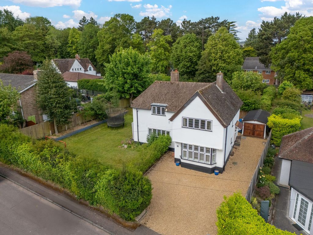 Property photo 1 of 27