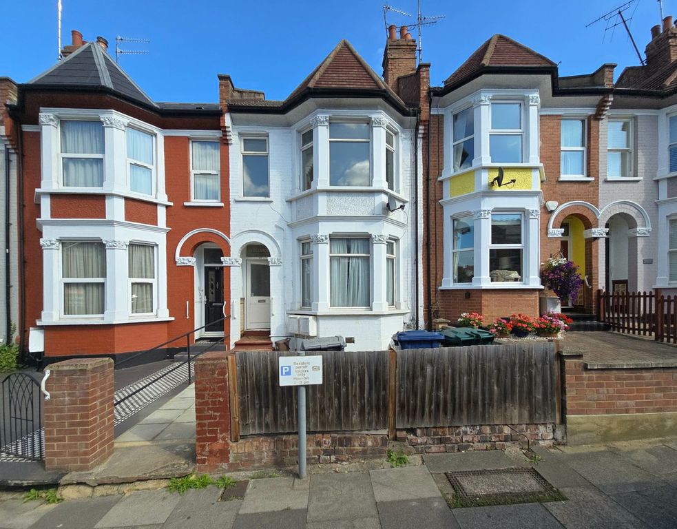 Property photo 1 of 10