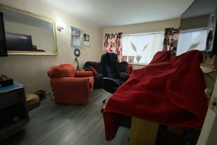 Property photo 3 of 7