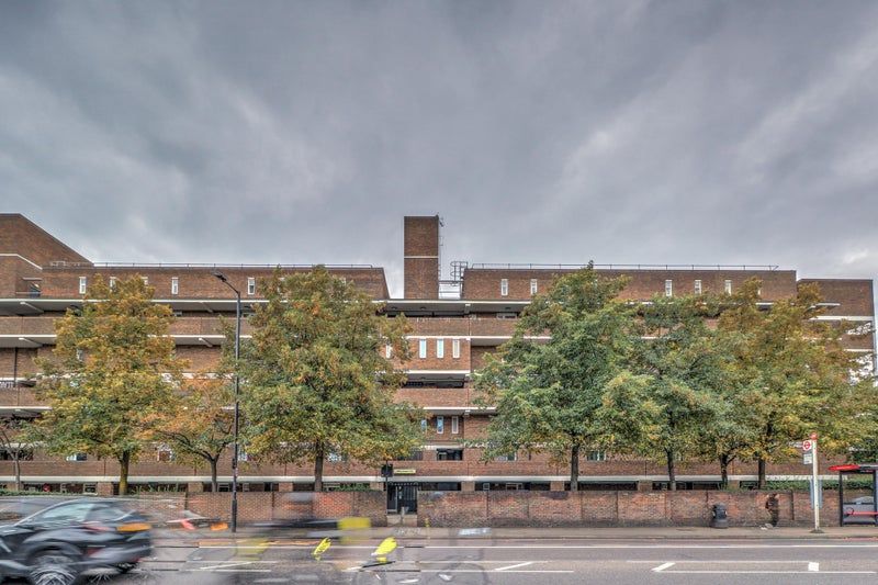 Property photo 1 of 12