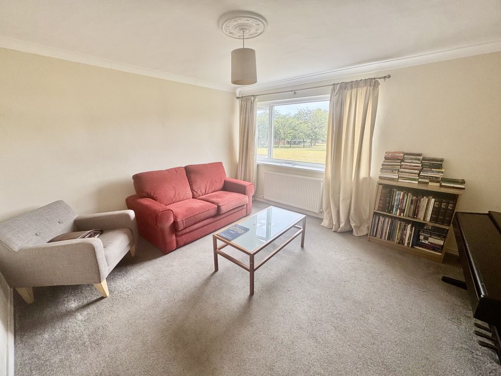 Property photo 3 of 11 Img_8062
