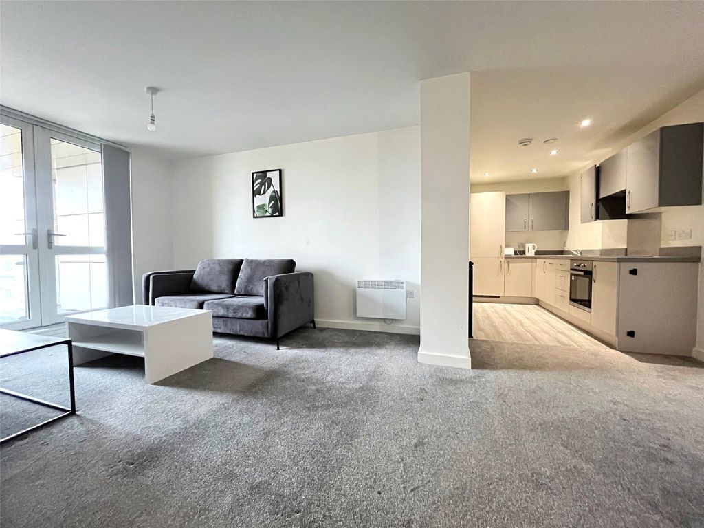 Property photo 2 of 9 Lounge 2