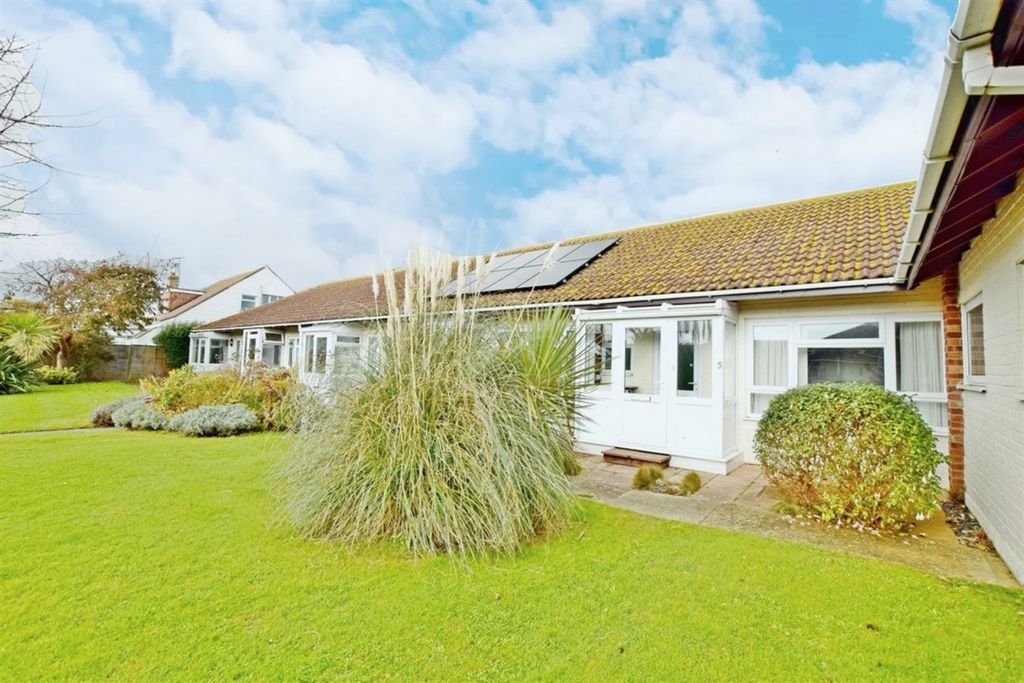 Property photo 1 of 6 (Main)