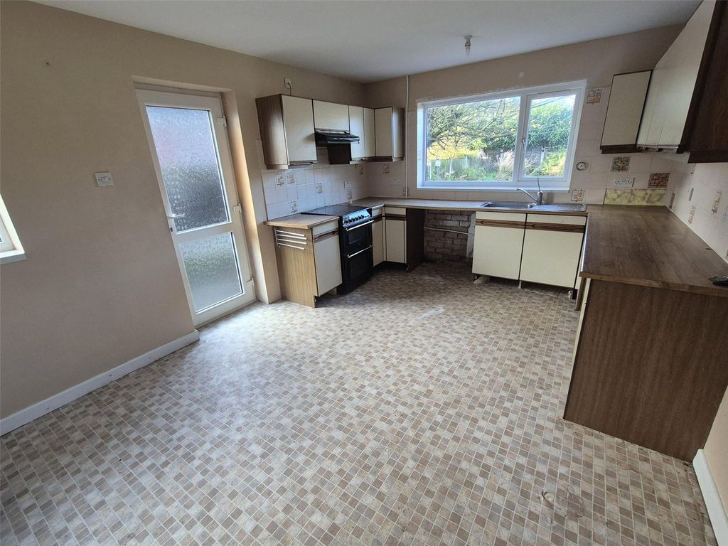 Property photo 2 of 15 Picture No. 09