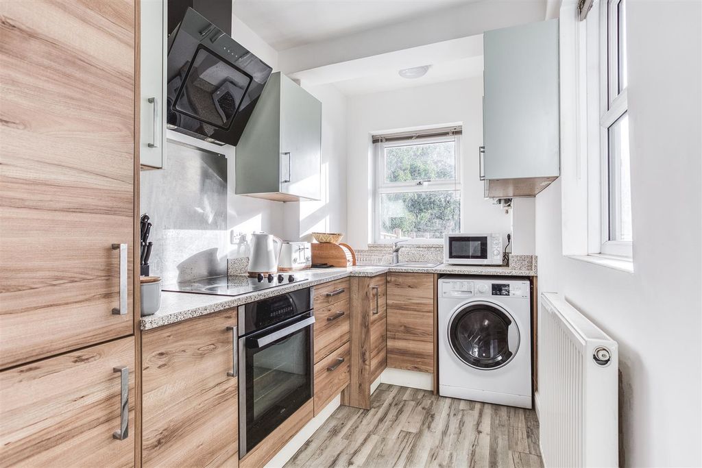 Property photo 3 of 13 Lf2B0311_Hdr.Jpg