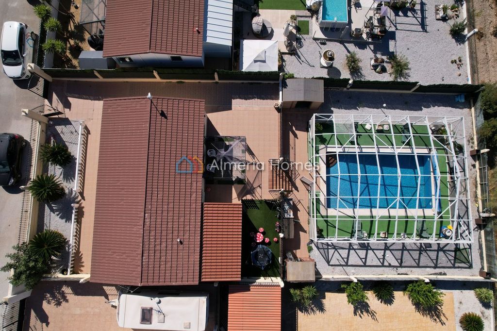 Property photo 3 of 26