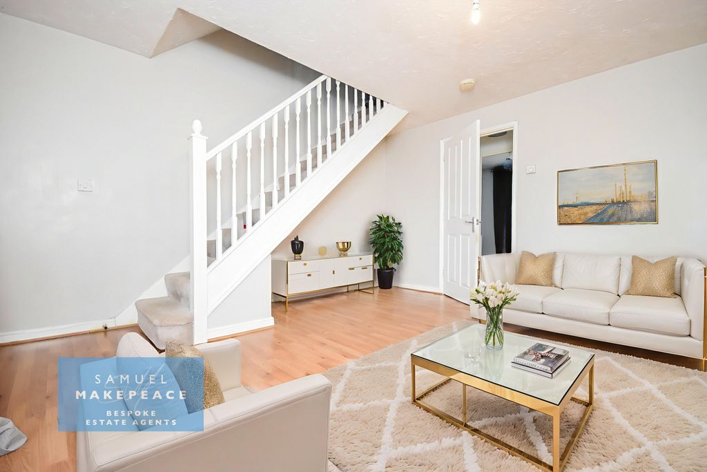 Property photo 3 of 13 Gallery