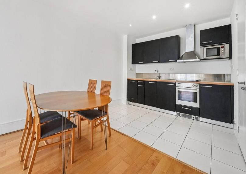 Property photo 3 of 5 5 Mayland 4 27.11.Png