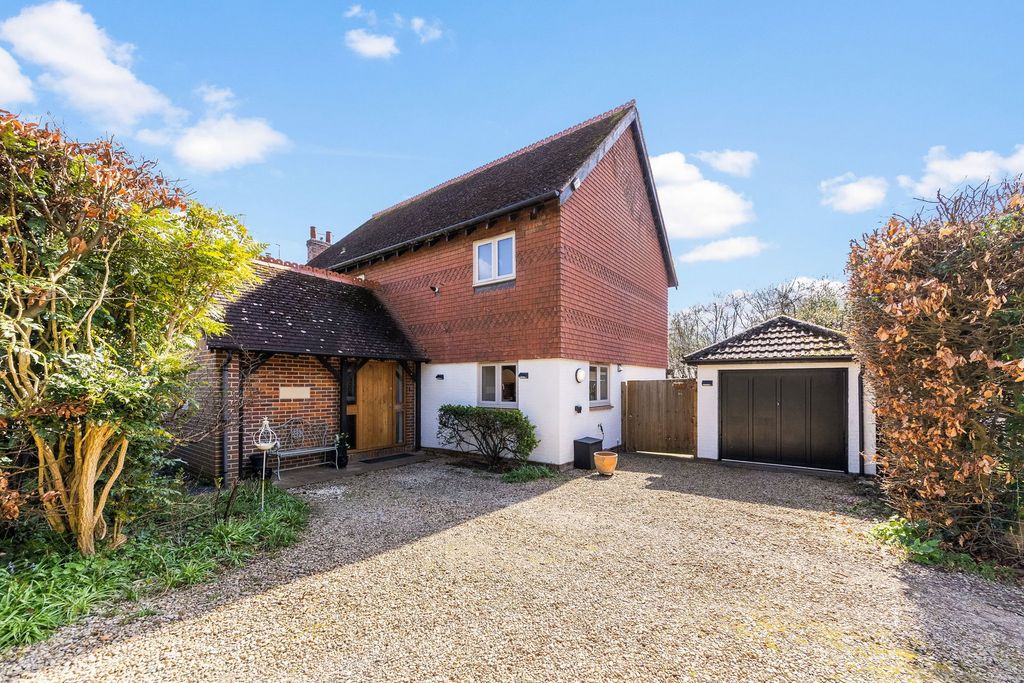 Property photo 3 of 23