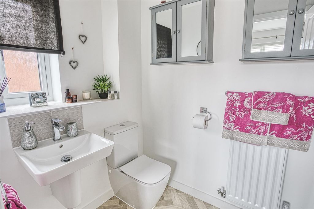 Additional image 16 of 5 bed detached house for saleBrettingham Drive, Kedleston Grange, Allestree DE22