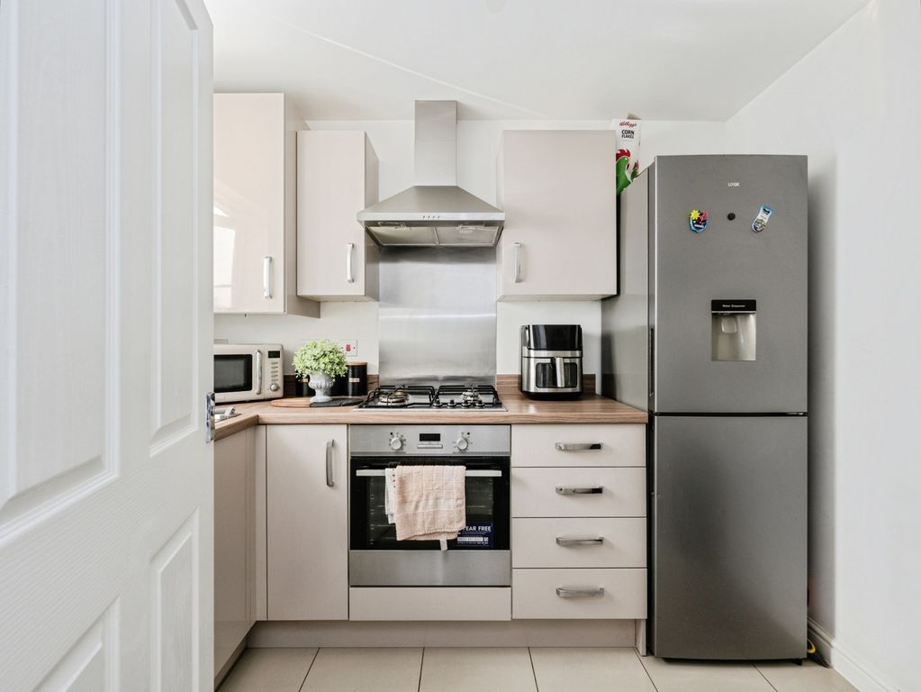 Property photo 2 of 18 Pbox-Img.Jpg