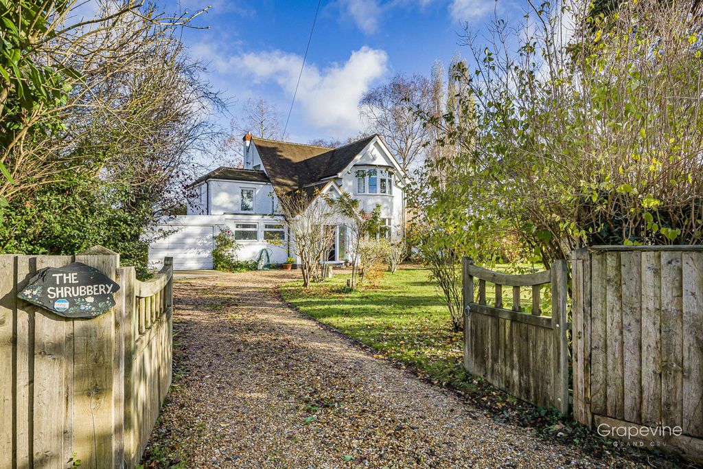 Property photo 1 of 35