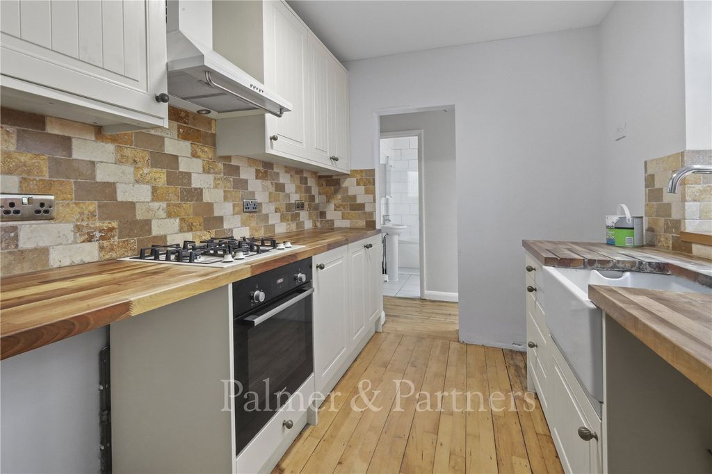 Property photo 2 of 12 Picture No. 26