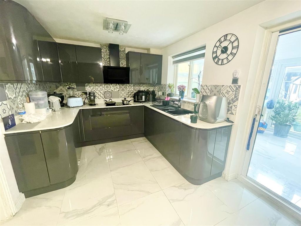 Property photo 2 of 17 Img_6609.Jpg