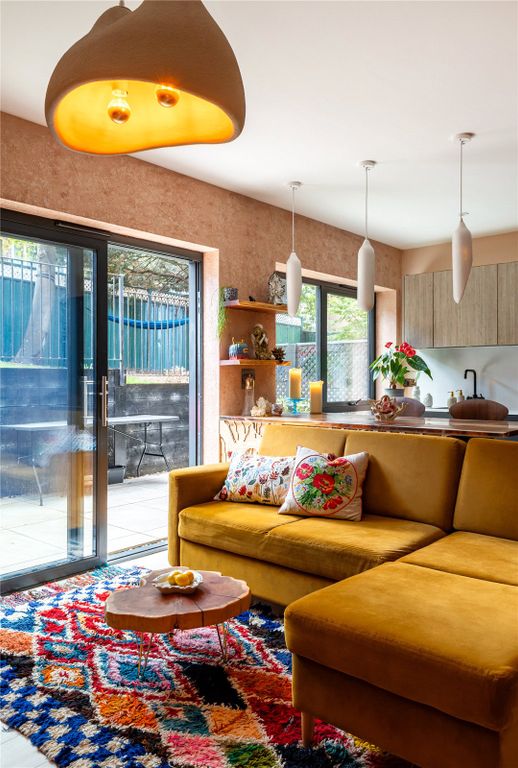 Property photo 3 of 21 Kitchen/Living Room