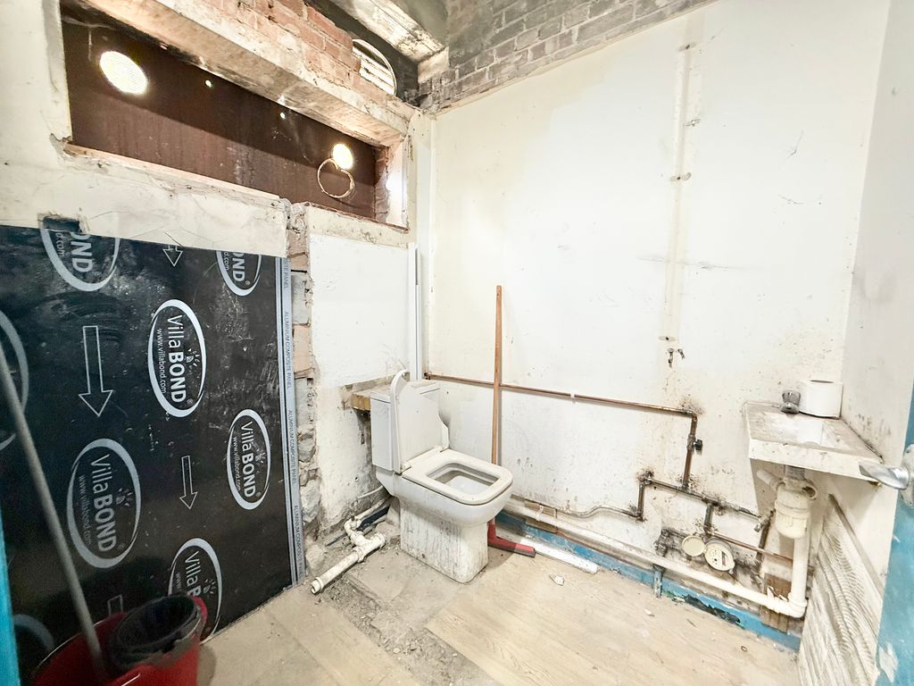 Property photo 3 of 6