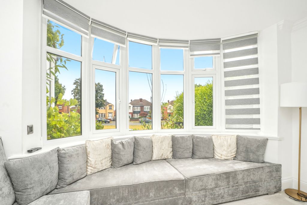 Property photo 3 of 29 New3