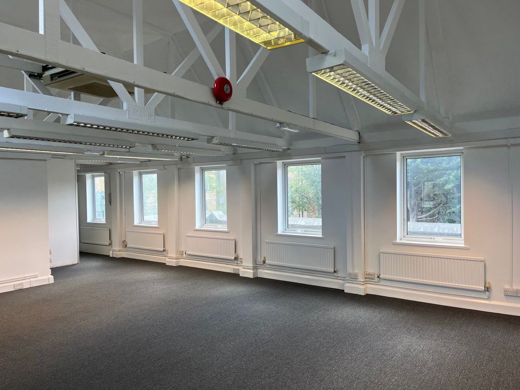 Property photo 1 of 3