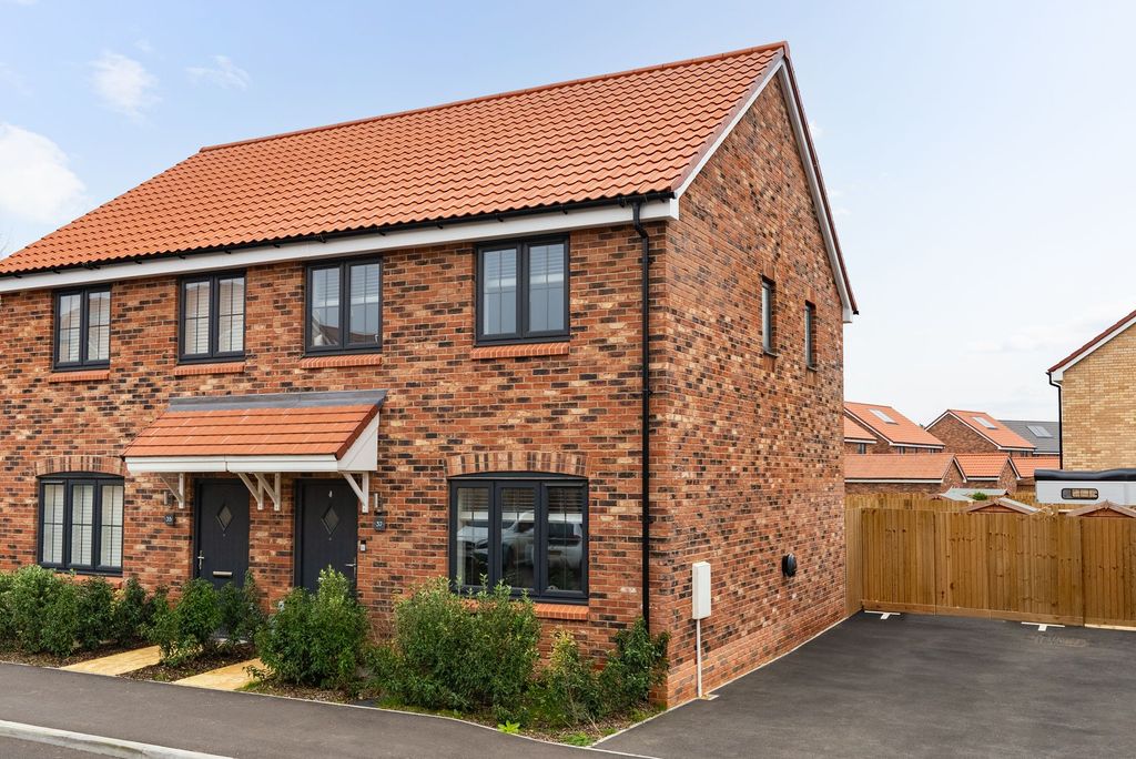 Property photo 2 of 22