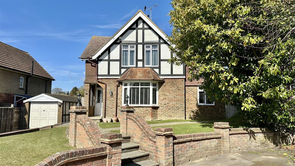 Property photo 1 of 45