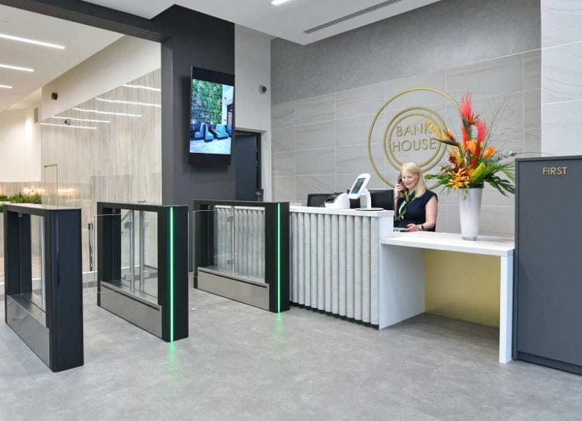 Property photo 2 of 10 2 Bank House 8 Cherry Street B2 5Al  Reception.Jpg