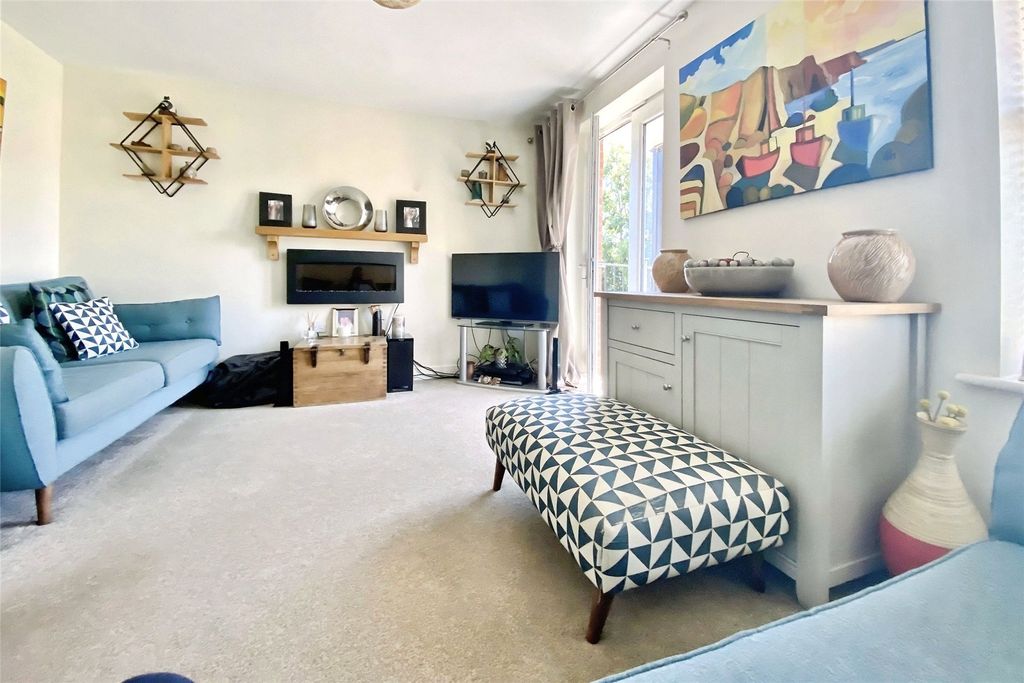 Property photo 2 of 19 Picture No. 20