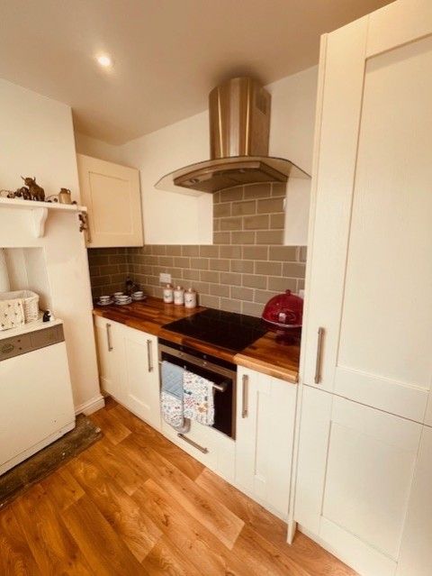 Property photo 3 of 33