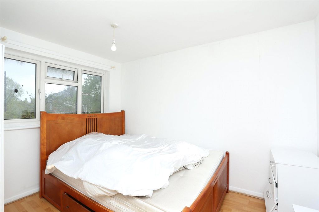 Property photo 3 of 14 Picture No. 14