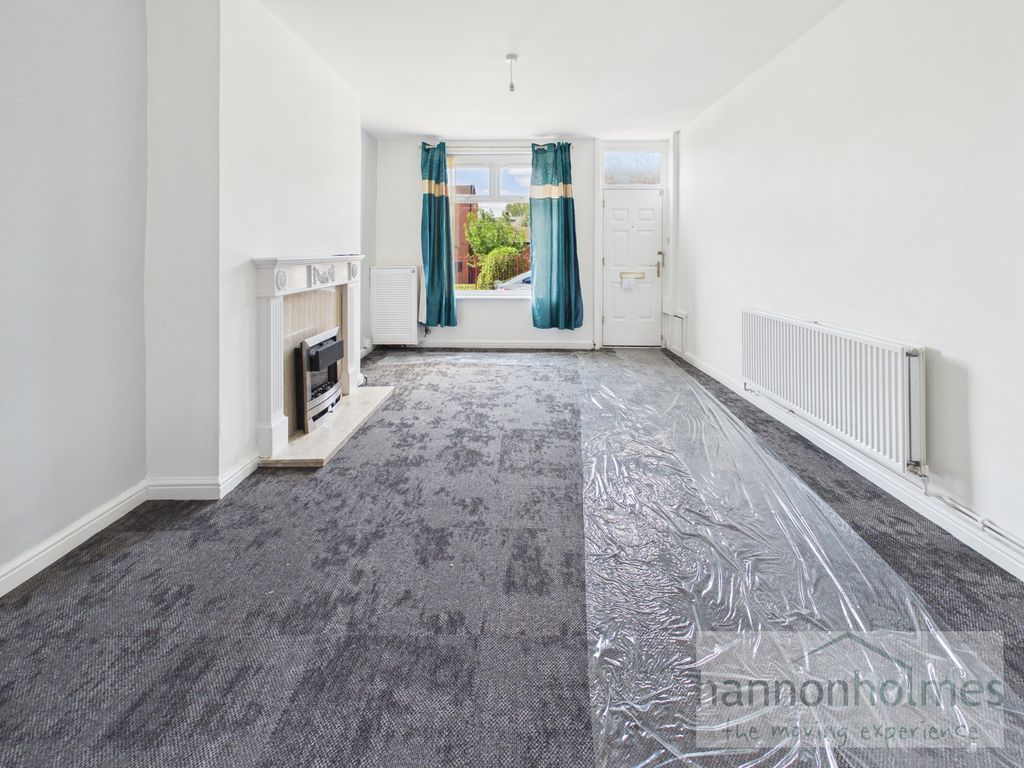 Property photo 3 of 15 Cam05283G0-Pr0209-Still004