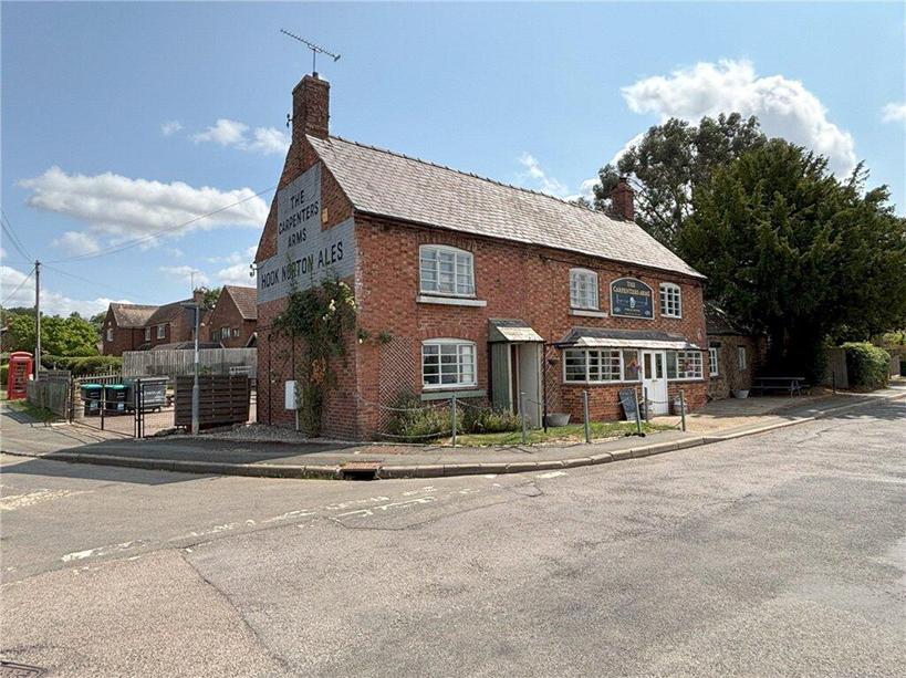 Property photo 2 of 16