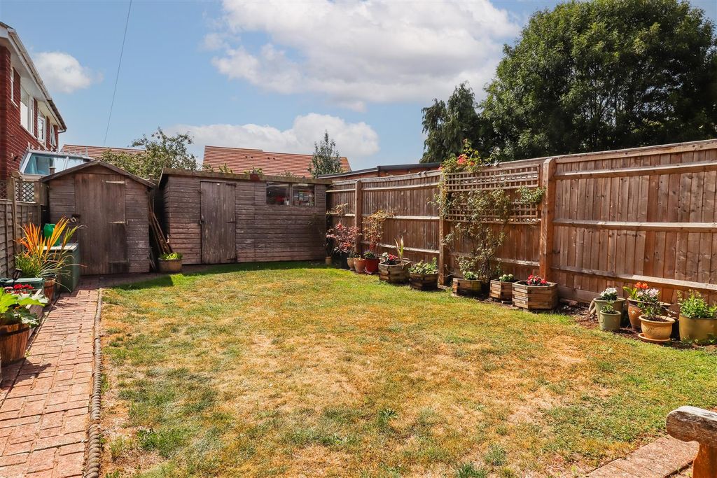 Property photo 3 of 20