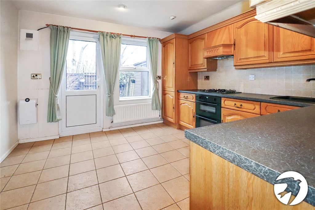 Property photo 3 of 15 Picture No. 14