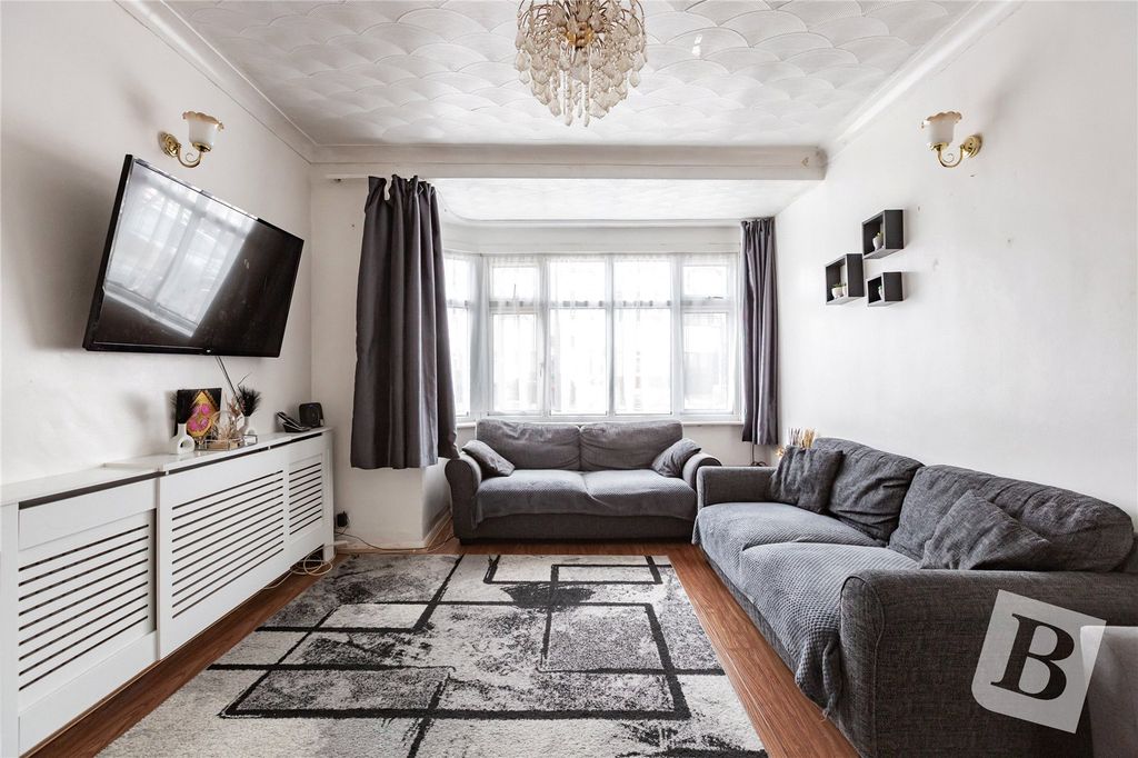 Property photo 3 of 25 Picture No. 07