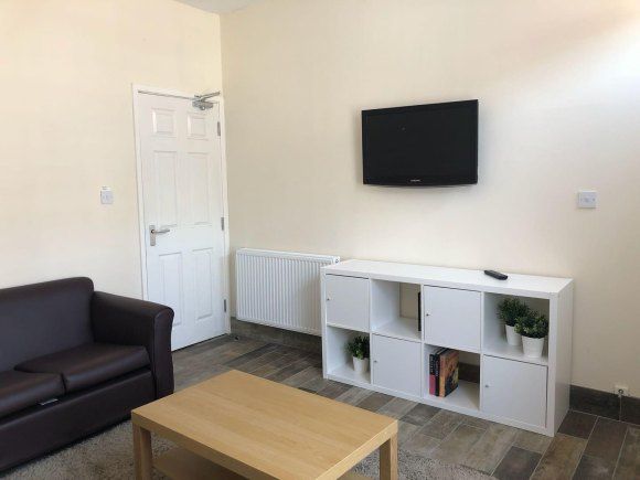 Property photo 2 of 13 2 P115 Lounge 1Jul20.Jpg