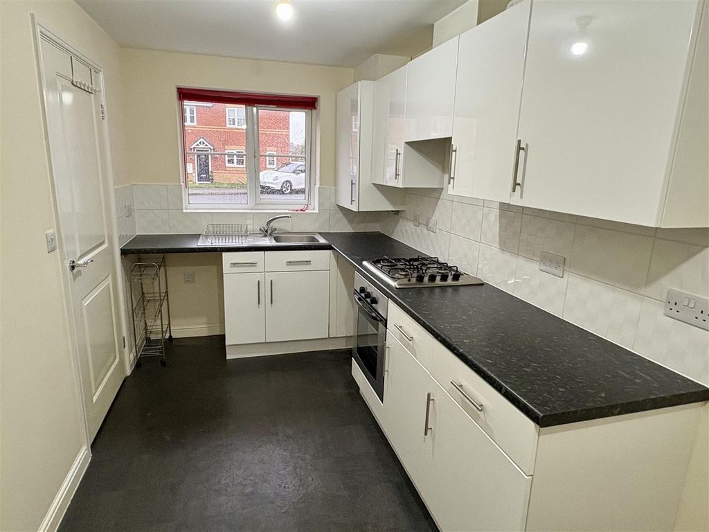 Property photo 2 of 12 Img_5227.Jpg