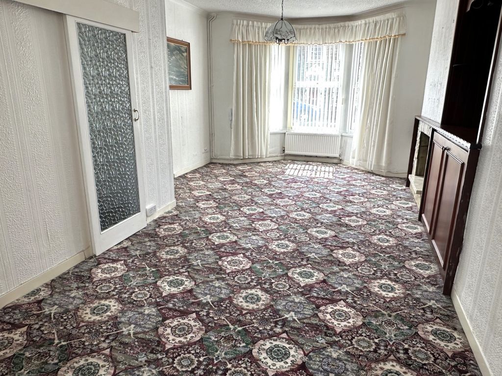 Property photo 2 of 17 Not Specified