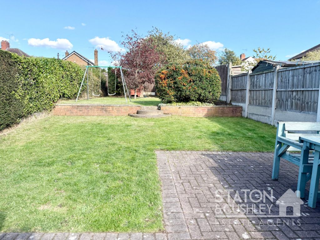 Property photo 2 of 31