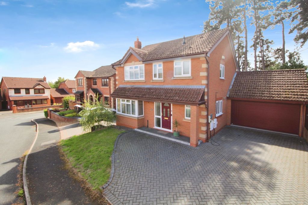 Property photo 1 of 24